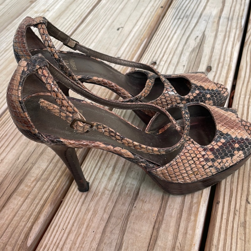 Stuart Weitzman Snakeskin Open-Toe Heels Size 6m - image 8